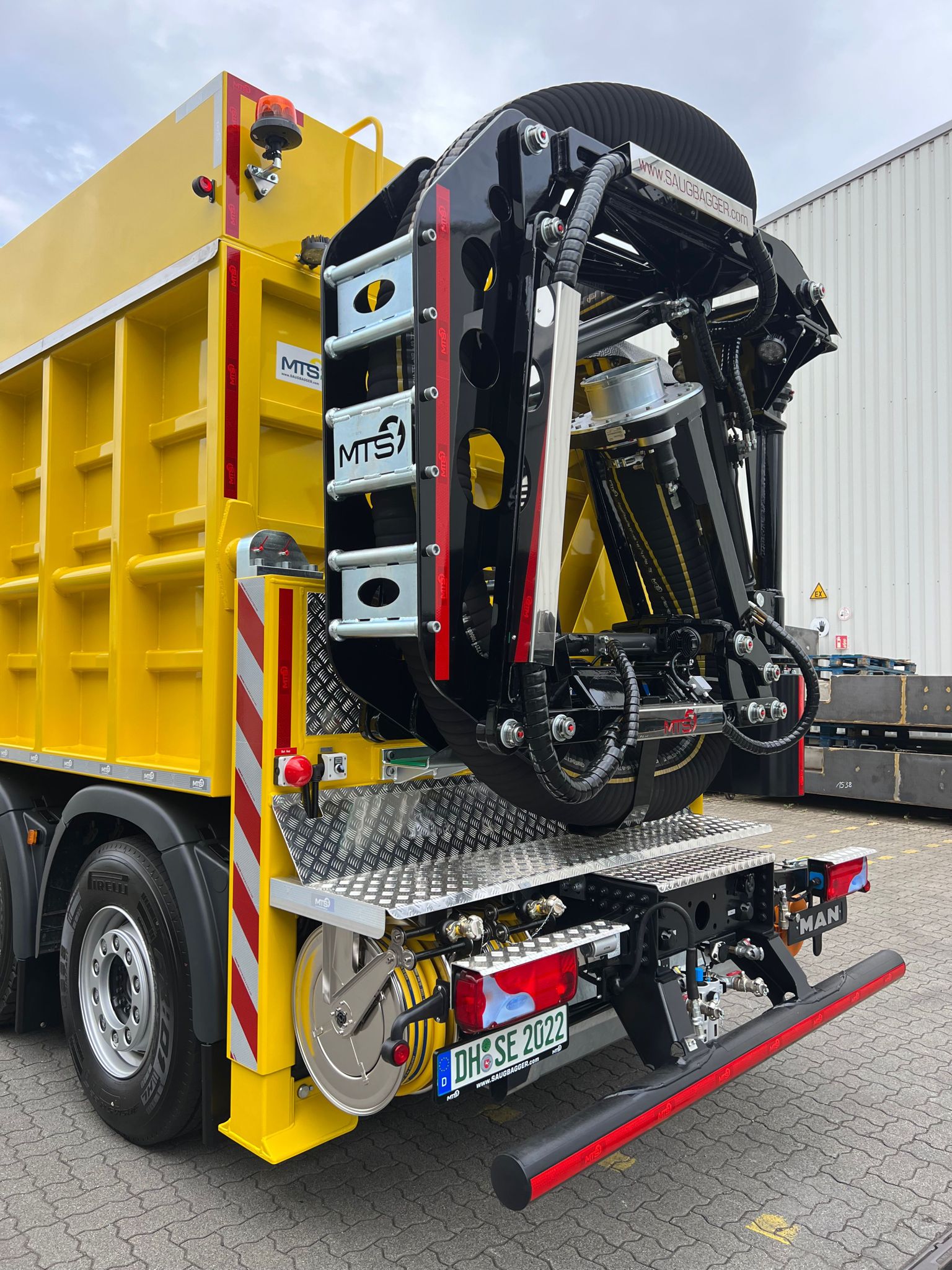 Saugbagger Rechts